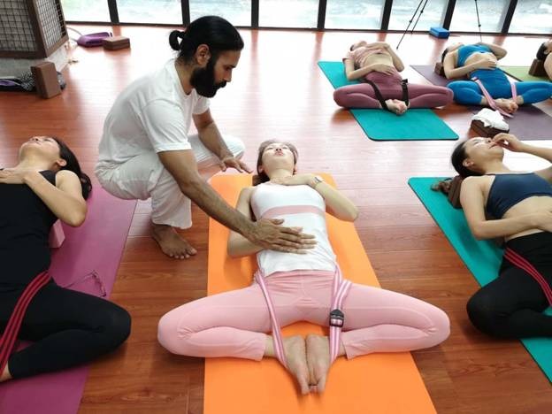 200 Hour Yoga Teacher Training in Rishikesh